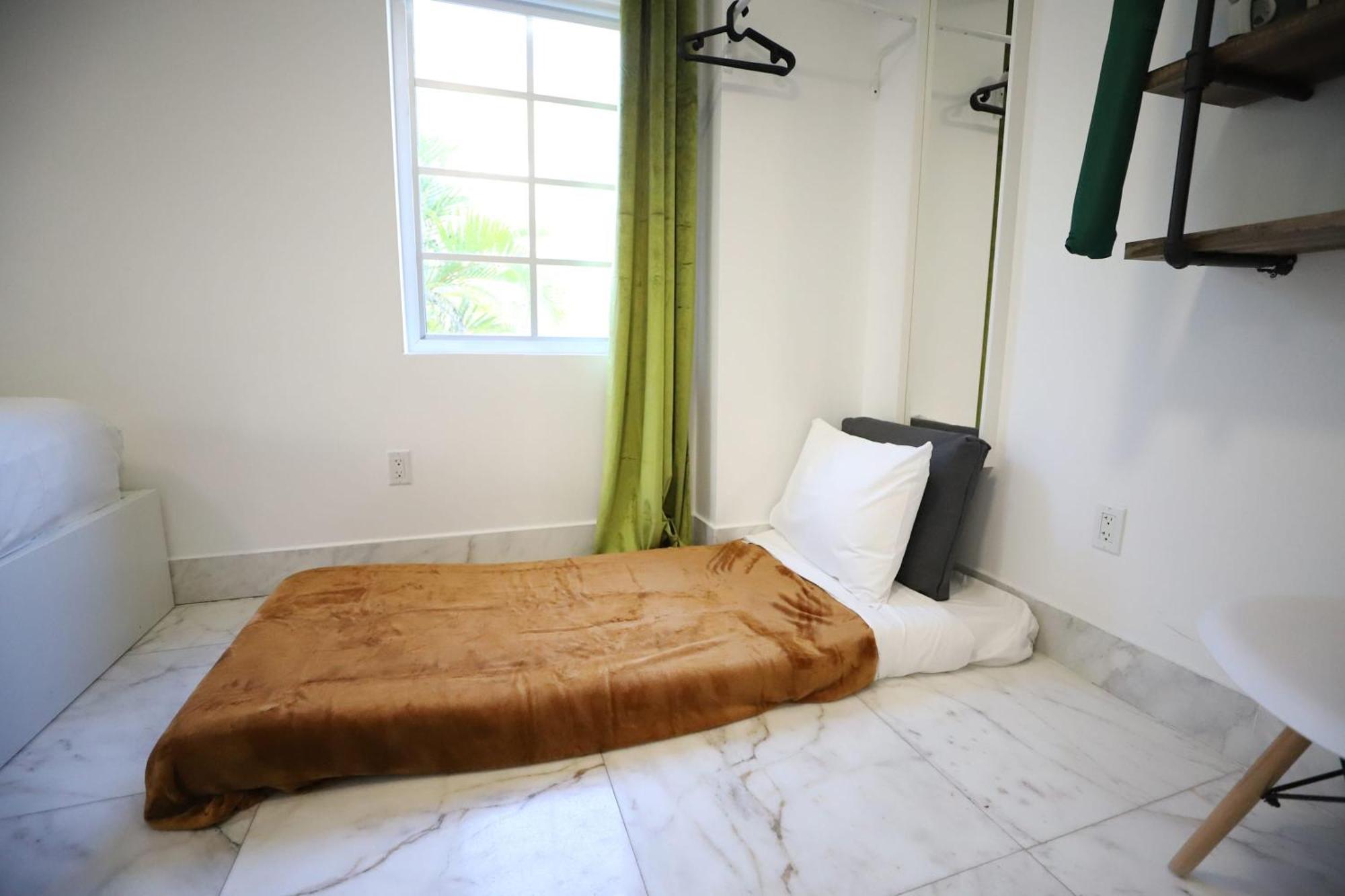 South Beach 2 Bedroom Family Pet Friendly Apartment With Free Parking On Premise Miami Beach Exterior photo